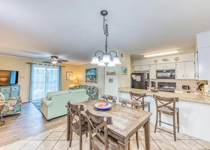 Apartment Comfy ~ Steps Away From The Beach! Gulf Shores